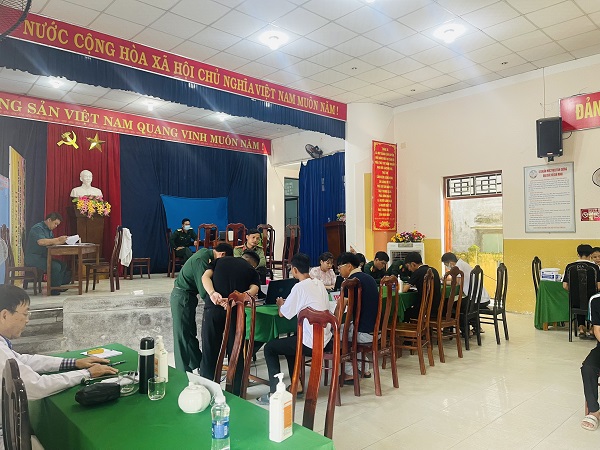 Thanh niên Tam Thăng tích cực tham gia khám NVQS