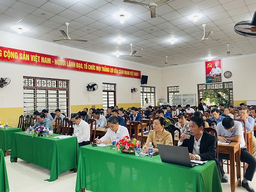 Quang cảnh buổi hội nghị