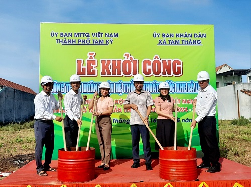 Nghi thức động thổ khởi công công trình